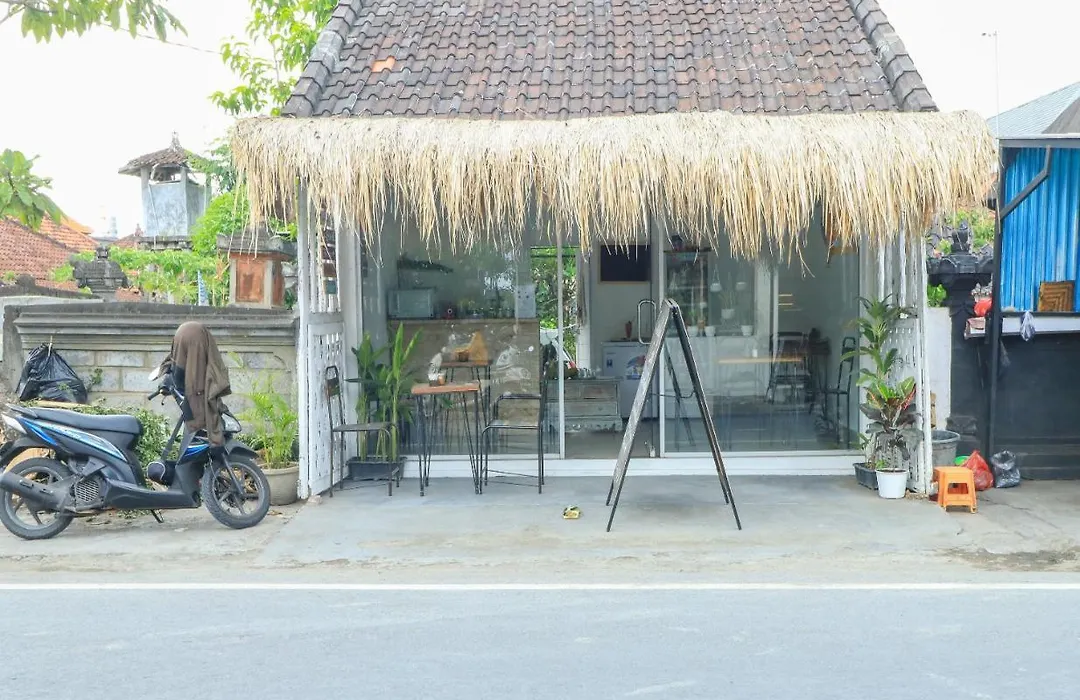The Wina Echo Beach Guest House-1