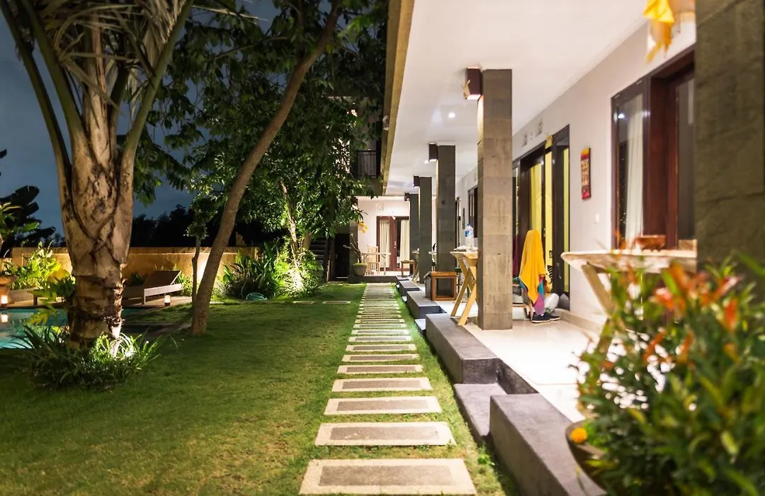 Umah Tikari Guesthouse-1